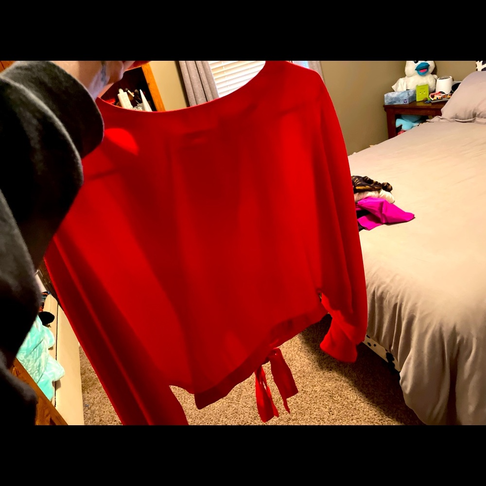 Super down crop top tie in back size s